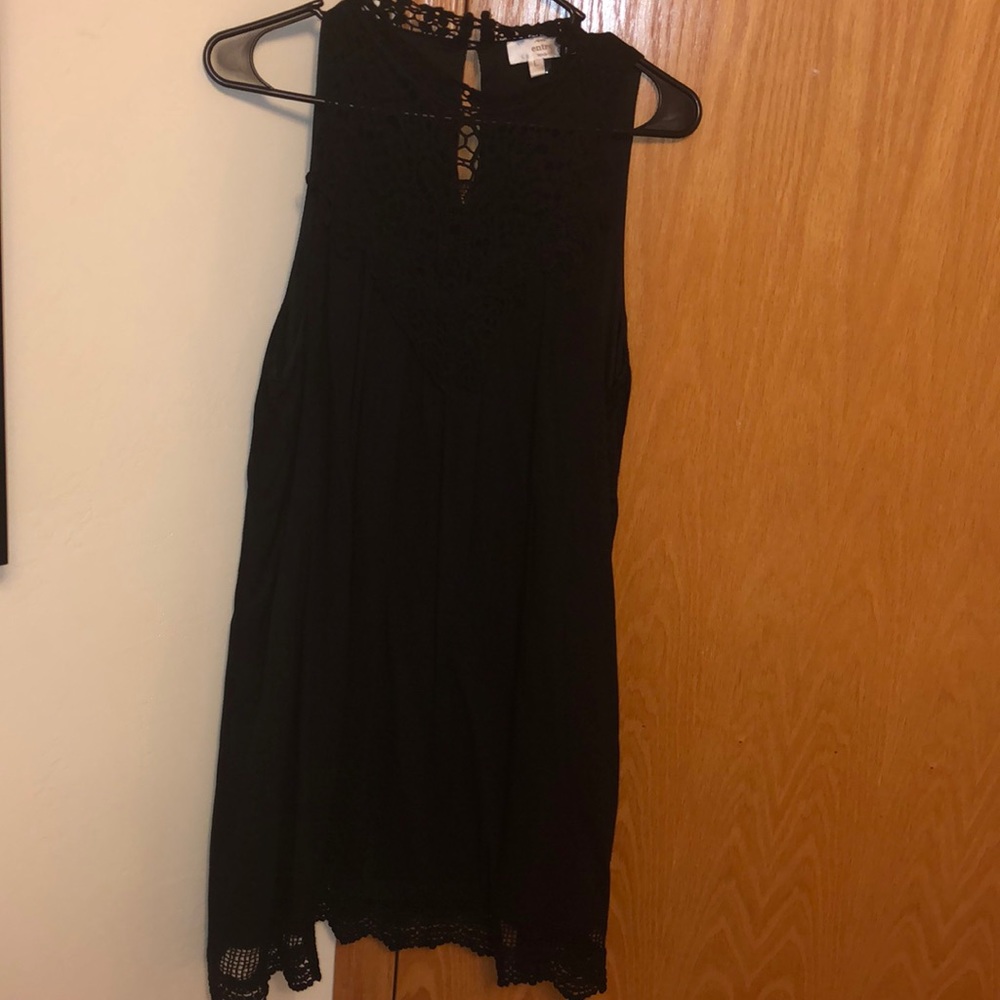 Beautiful black lace dress, worn once, SZ L